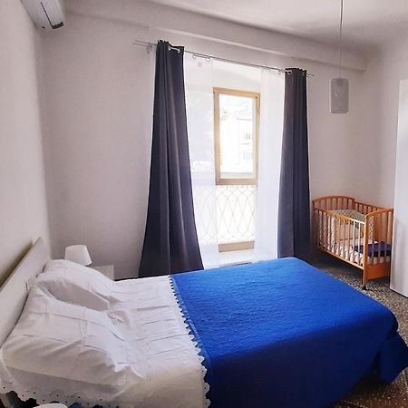 Апартаменти Ferry House Two Ла-Спеція Екстер'єр фото